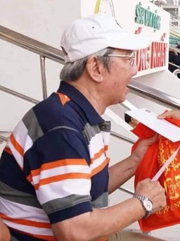 Vĩnh biệt ‘Cầu thủ có cú sút mạnh nhất Việt Nam’
