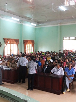 A&B Group sẻ chia cùng người dân xã Ninh Hòa sau bão Damrey
