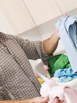 Đàn ông hiện đại, ngại gì giặt giũ?