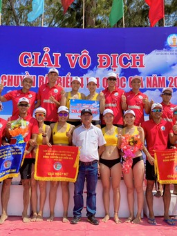Sanvinest Khánh Hòa vô địch Giải bóng chuyền bãi biển 4x4 quốc gia năm 2021