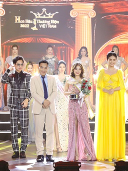Tống Thị Kim Oanh đăng quang Á hậu 3 Hoa hậu Thương hiệu Việt Nam 2022