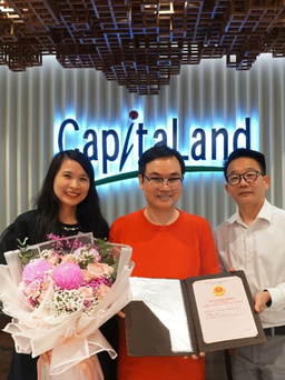 CapitaLand Development trao sổ hồng cho cư dân D1MENSION và bàn giao căn hộ ZENITY