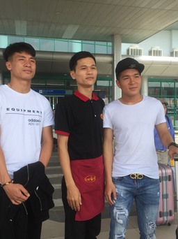 Nhóm cầu thủ U.23 Việt Nam đổ bộ cố đô Huế