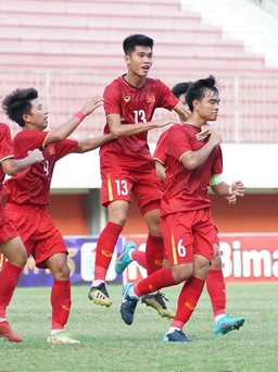 Hạ gục U.16 Thái Lan, U.16 Việt Nam hiên ngang vào chung kết