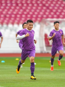 Tuyển Việt Nam: Nhìn mặt cỏ sân Gelora Bung Karno mà xót xa sân Mỹ Đình!