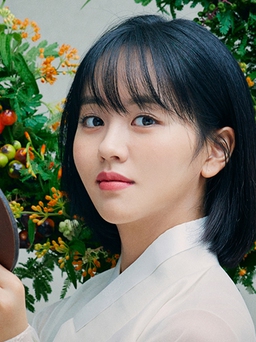 Nhan sắc hút hồn của ngọc nữ Hàn Quốc Kim So Hyun