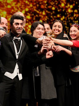 Liên hoan phim Berlin trao giải cho đạo diễn Iran bị phạt tù