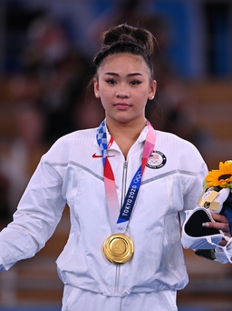 Sunisa Lee: VĐV gốc H'Mông đoạt HCV Olympic danh giá