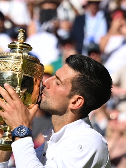 Wimbledon 2022: Thắng Kyrgios 3-1, Djokovic có Grand Slam thứ 21