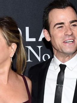 Jennifer Aniston bị đồn chia tay chồng sau vụ Brangelina li dị
