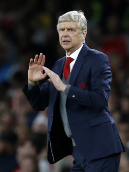 Người giàu nhất châu Phi dọa sa thải Wenger nếu mua được Arsenal