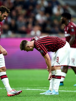 Cuộc cải tổ của AC Milan tiếp tục khủng hoảng trầm trọng