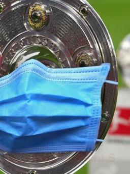 3 thành viên CLB Cologne nhiễm Covid-19, Bundesliga nhận 'cú tát mạnh'