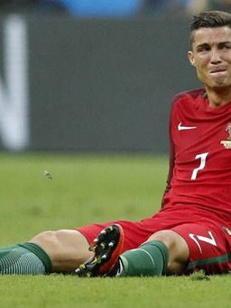 World Cup 2022: Ronaldo và tuyển Bồ Đào Nha nhận thêm cú sốc trước trận play-off