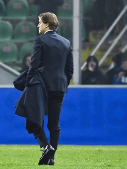 LĐBĐ Ý không muốn HLV Mancini từ chức sau cú sốc bị loại khỏi World Cup 2022