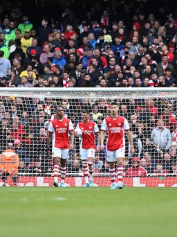 ‘Pháo thủ’ Arsenal bị Brighton bẻ nòng ngay trên thánh địa Emirates