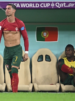 Ronaldo lên tiếng về thông tin gói hành lý bỏ World Cup 2022 để về nhà