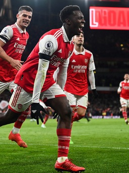 Ngoại hạng Anh: Arsenal vững ngôi đầu sau cuộc ngược dòng trước West Ham