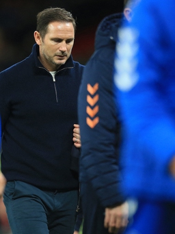 Cúp FA: Lampard đối mặt nguy cơ sa thải sau thất bại của Everton trước M.U