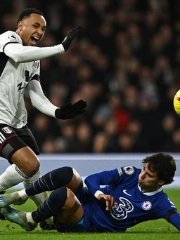 Ngoại hạng Anh: Tân binh Felix bị thẻ đỏ, Chelsea thua sốc trước Fulham