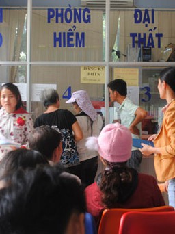 Chuyển vị trí làm việc viên chức lớn tiếng với dân