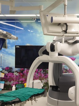 Điều tra vụ 'thổi' giá Robot phẫu thuật sọ não tại Bệnh viện Thanh Nhàn