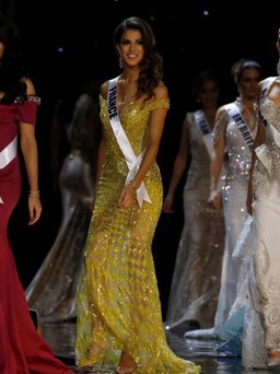Hoa hậu Pháp chọn váy của nhà thiết kế Việt trình diễn bán kết 'Miss Universe'