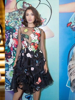 Sao Việt diện 'chất' không kém fashionista