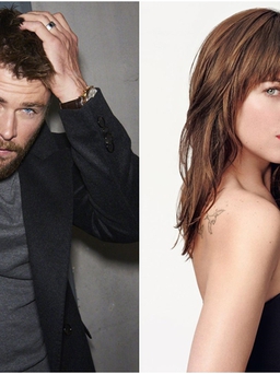 'Thần sấm' Chris Hemsworth kết hợp với kiều nữ '50 sắc thái'