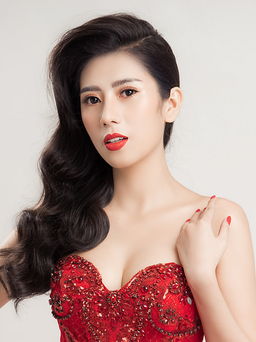 Á khôi Dương Yến Nhung: 'Tôi bị lừa 500 triệu đồng tiền mua giải hoa hậu'