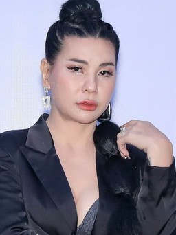 Cát Phượng gợi cảm lẻ bóng đi sự kiện sau sóng gió tình cảm