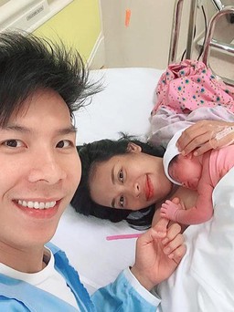 Hoàng tử xiếc Quốc Nghiệp hạnh phúc đón con gái chào đời