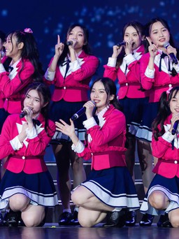 Nhóm nhạc đông nhất Việt Nam trình diễn tại 'AKB48 Group Asia Festival 2019'