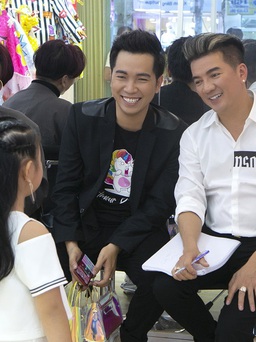 Đàm Vĩnh Hưng casting người mẫu nhí