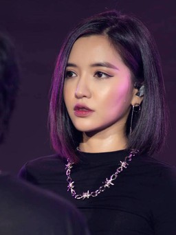 Bích Phương và nhiều nghệ sĩ Việt hoãn show vì dịch bệnh Corona