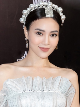 Ninh Dương Lan Ngọc: Tôi không mặc hở bạo vì thấy mình không đẹp