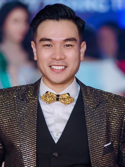 MC Minh Thắng: Tôi nợ mẹ một lời xin lỗi