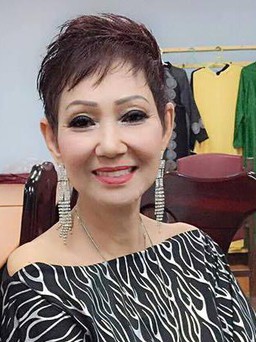 Ca sĩ Kim Anh đột quỵ