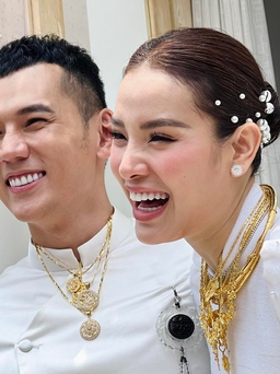 Lý Bình mang 88 lượng vàng hỏi cưới Phương Trinh Jolie