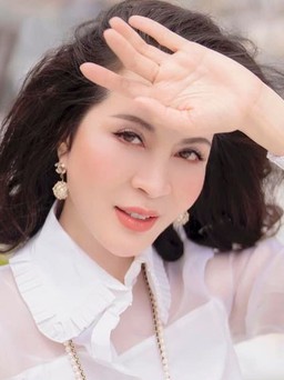 Nhan sắc của 'nữ hoàng ảnh lịch' Thanh Mai ở tuổi U.50