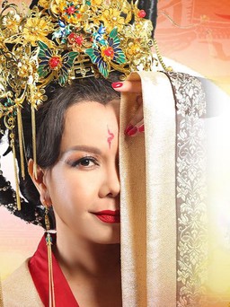 Việt Hương chi tiền tỉ cho sân khấu, giải thích việc không diễn chung với Hoài Linh
