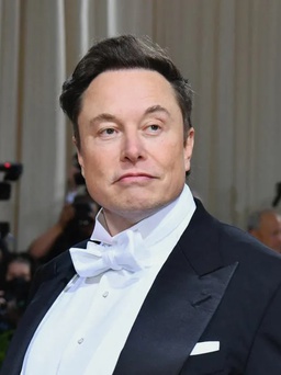 Ông Elon Musk lập kỷ lục Guinness buồn