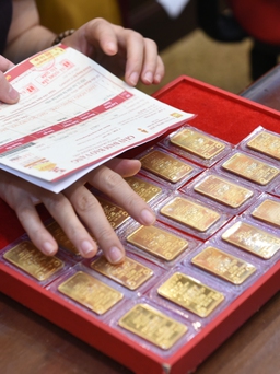 Giá vàng hôm nay 4.1.2023: Vàng trong nước tăng chậm hơn quốc tế