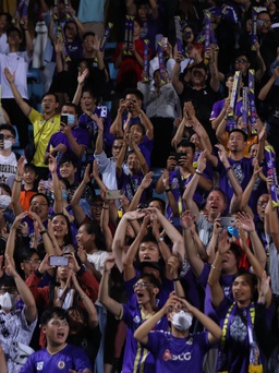 CLB Hà Nội có thể nâng cúp vô địch V-League tại Hàng Đẫy sớm 1 vòng đấu