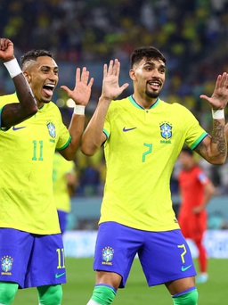 Tuyển Brazil hứng chỉ trích vì hành động 'không tôn trọng đối phương'