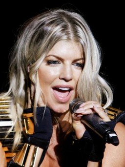 Fergie gây sốc khi rời nhóm nhạc huyền thoại Black Eyed Peas