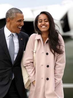 Con gái Obama tiếp bước cha mẹ vào Harvard