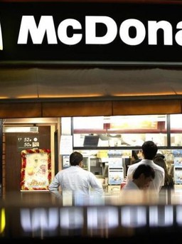 Nhật Bản đau đầu vì hamburger giá rẻ