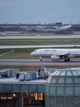Hàng loạt hãng bay Mỹ thay đổi sau bê bối của United Airlines