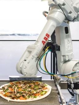 SoftBank rót 375 triệu USD cho hãng làm bánh pizza bằng robot